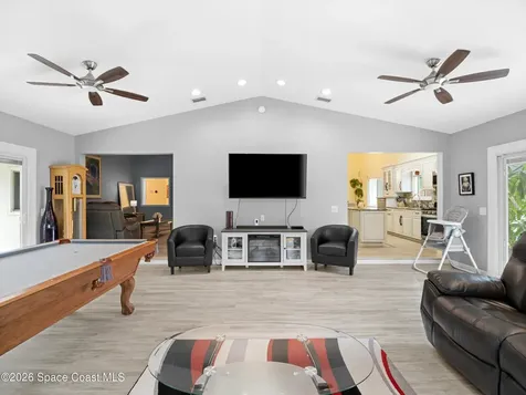 2582 Empire Avenue E Melbourne FL 32934