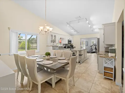 2582 Empire Avenue E Melbourne FL 32934