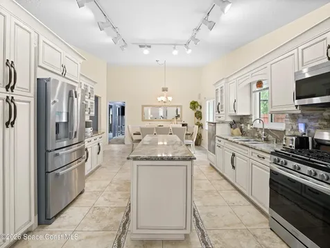 2582 Empire Avenue E Melbourne FL 32934