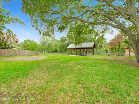 2582 Empire Avenue E Melbourne FL 32934