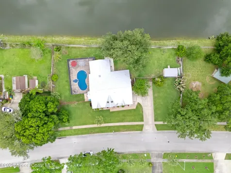 2582 Empire Avenue E Melbourne FL 32934