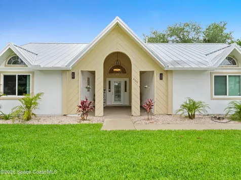 2582 Empire Avenue E Melbourne FL 32934