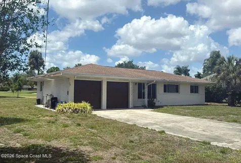 714 Magellan Drive Sarasota FL 34243