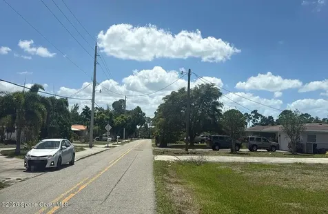 714 Magellan Drive Sarasota FL 34243