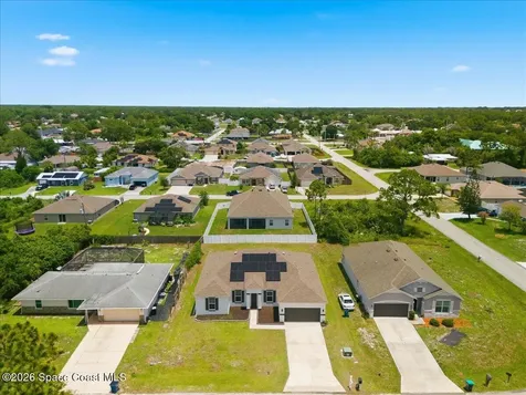 777 Indigo Street SE Palm Bay FL 32909