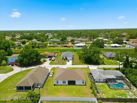 777 Indigo Street SE Palm Bay FL 32909