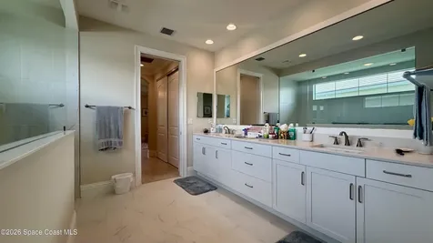 1330 Saint Catherines Circle Vero Beach FL 32967