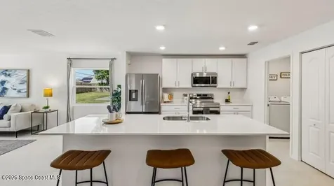 142 Fayetteville Street SW Palm Bay FL 32908