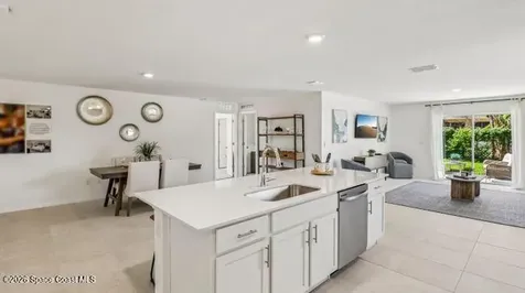 142 Fayetteville Street SW Palm Bay FL 32908