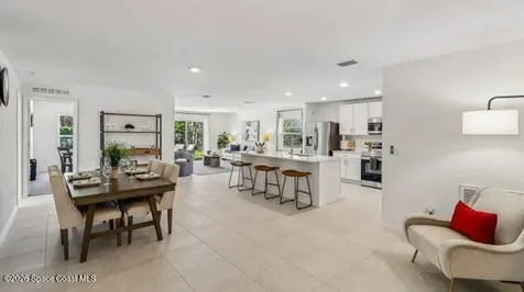 142 Fayetteville Street SW Palm Bay FL 32908