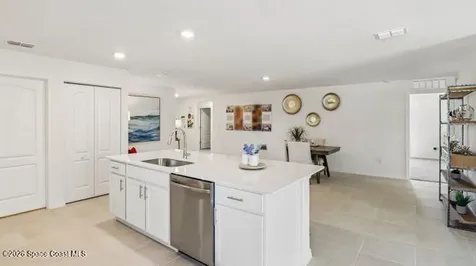 142 Fayetteville Street SW Palm Bay FL 32908