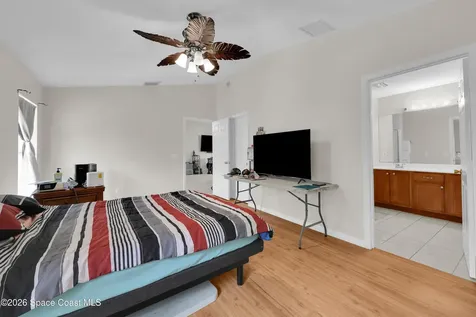 1295 12th Avenue SW Vero Beach FL 32962
