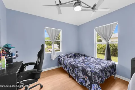 1295 12th Avenue SW Vero Beach FL 32962