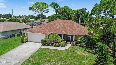 495 Seagrass Avenue Sebastian FL 32958