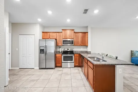 687 Servia Drive St. Johns FL 32259