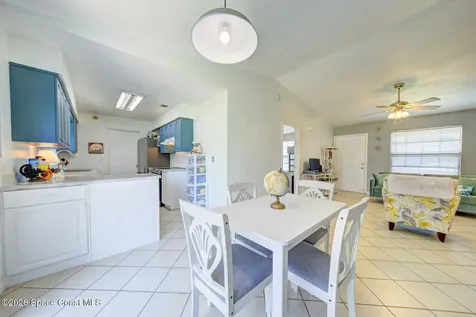 206 San Luis Street SW Palm Bay FL 32908