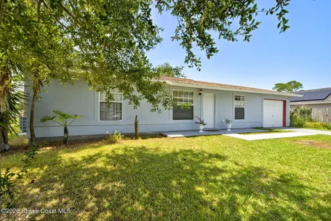 206 San Luis Street SW Palm Bay FL 32908