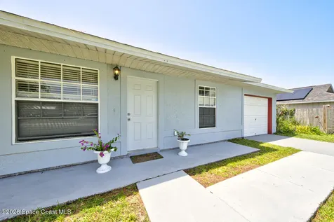 206 San Luis Street SW Palm Bay FL 32908