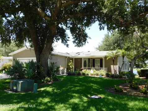 414 Sioux Boulevard Oak Hill FL 32759