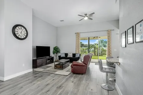 382 Eldron Boulevard NE Palm Bay FL 32907