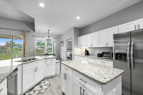 382 Eldron Boulevard NE Palm Bay FL 32907