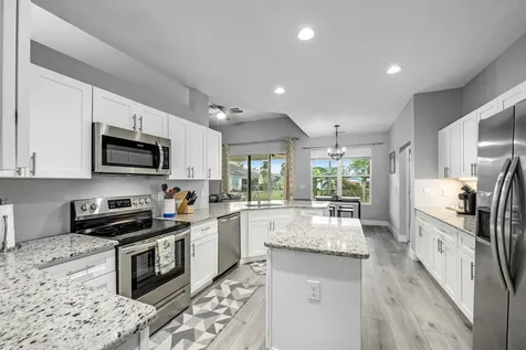 382 Eldron Boulevard NE Palm Bay FL 32907