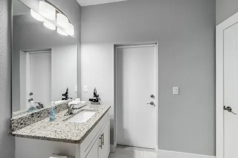 382 Eldron Boulevard NE Palm Bay FL 32907
