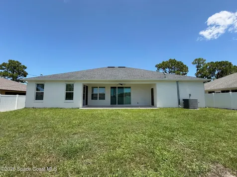 382 Eldron Boulevard NE Palm Bay FL 32907