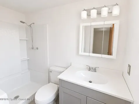 581 Borraclough Avenue NW Palm Bay FL 32907