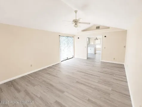 581 Borraclough Avenue NW Palm Bay FL 32907