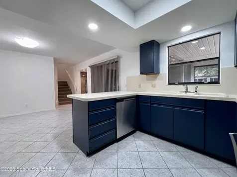 1914 Dipol Courtway Titusville FL 32780