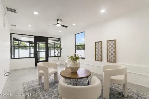 1137 Hill Avenue NW Palm Bay FL 32907