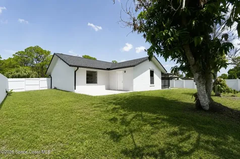 1137 Hill Avenue NW Palm Bay FL 32907