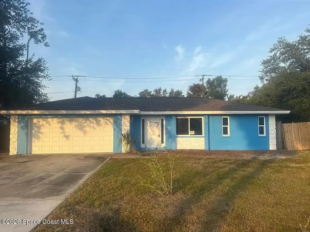 2611 Lakeshore Circle Port Charlotte FL 33952