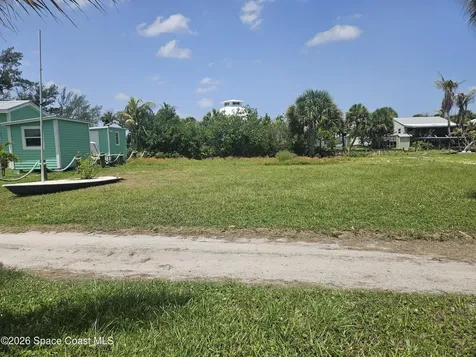 29 Vip Island Grant-valkaria FL 32949
