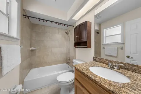1005 Crazyhorse Avenue NW Palm Bay FL 32907