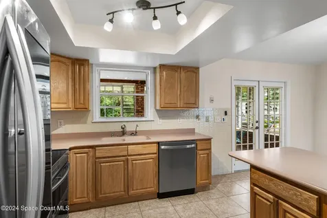 1005 Crazyhorse Avenue NW Palm Bay FL 32907
