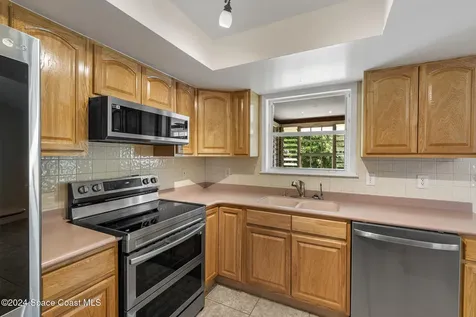 1005 Crazyhorse Avenue NW Palm Bay FL 32907