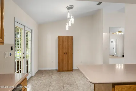 1005 Crazyhorse Avenue NW Palm Bay FL 32907