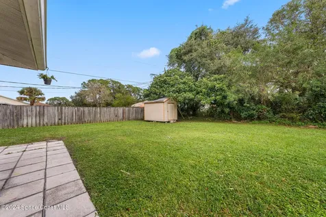 1005 Crazyhorse Avenue NW Palm Bay FL 32907