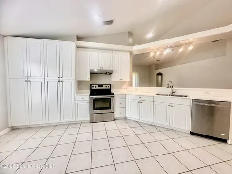 2817 Mondavi Drive Rockledge FL 32955