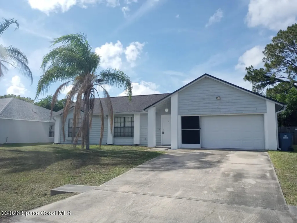 1073 Banks Street NW Palm Bay FL 32907