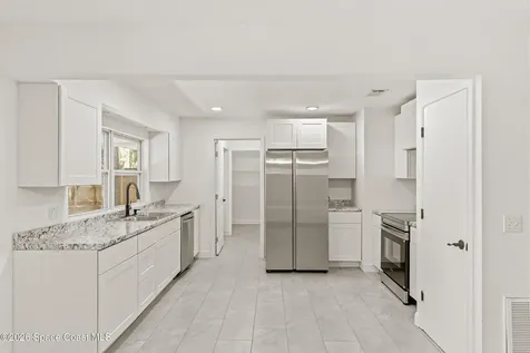 565 Wistar Court NE Melbourne FL 32907
