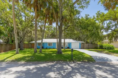 565 Wistar Court NE Melbourne FL 32907