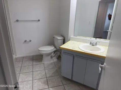 975 NE Sonesta Avenue NE Palm Bay FL 32905