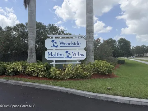 975 NE Sonesta Avenue NE Palm Bay FL 32905