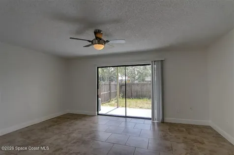 283 E Towne Place Titusville FL 32796