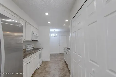 283 E Towne Place Titusville FL 32796
