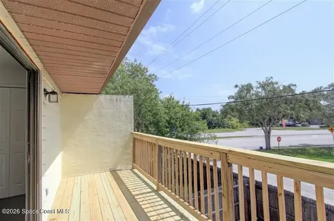 283 E Towne Place Titusville FL 32796