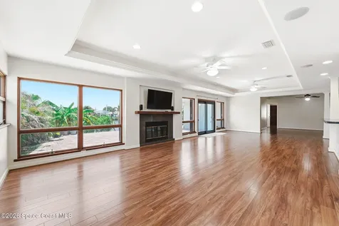 1525 Sykes Creek Drive Merritt Island FL 32953